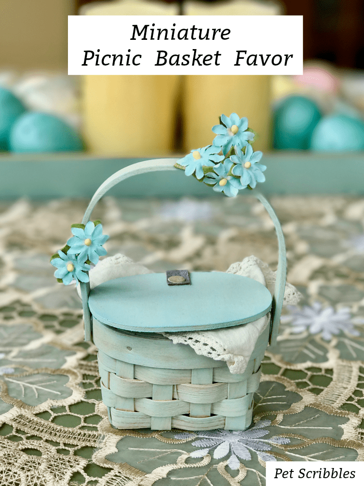 DIY Tutorial: How to Make a Lined Picnic Basket Party Favor for Mother's  Day
